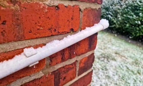 frozen-condensate-pipe